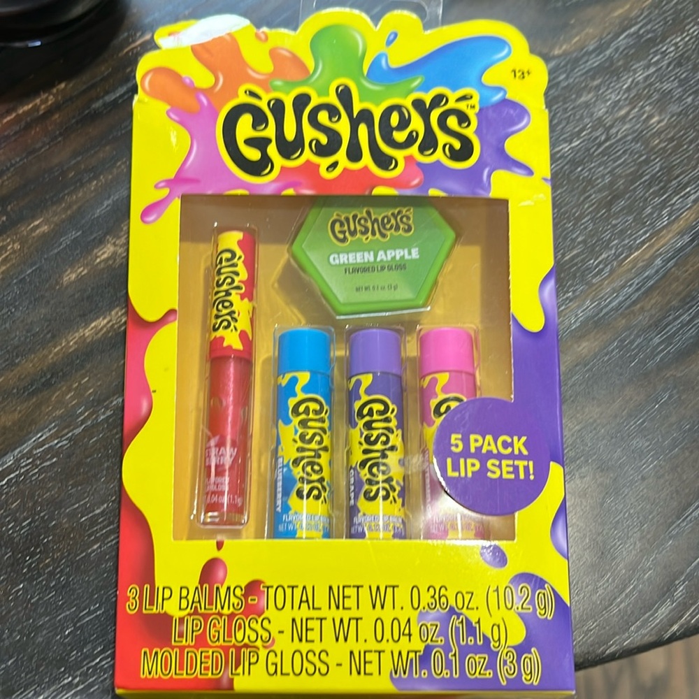 Throwback Gusher’s Lip Kit